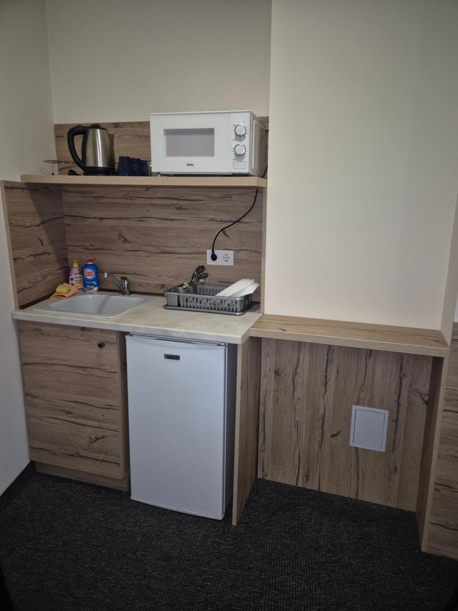 Стаи За Гости "Централ" Фамилни Стаи & Апартаменти Gabrovo Room photo